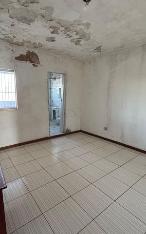 Casa à venda com 283m², 6 quartos e 2 vagas Casa à venda com 283m², 6 quartos e 2 vagasSuíte Anexo 3
