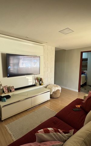 Casa à venda com 283m², 6 quartos e 2 vagas Casa à venda com 283m², 6 quartos e 2 vagasSala Anexo 1