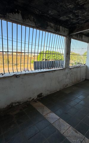 Casa à venda com 283m², 6 quartos e 2 vagas Casa à venda com 283m², 6 quartos e 2 vagasÁrea de Serviço