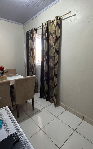 Casa à venda com 283m², 6 quartos e 2 vagas Casa à venda com 283m², 6 quartos e 2 vagasSala de Jantar Anexo 2