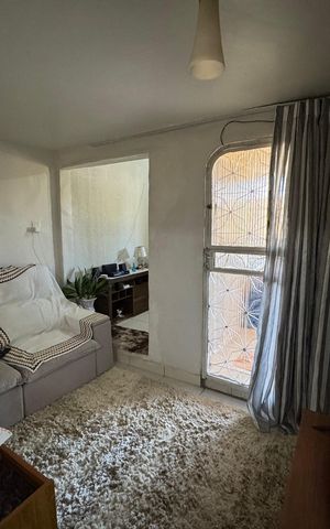 Casa à venda com 283m², 6 quartos e 2 vagas Casa à venda com 283m², 6 quartos e 2 vagasSala Anexo 2