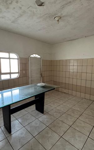 Casa à venda com 283m², 6 quartos e 2 vagas Casa à venda com 283m², 6 quartos e 2 vagasCozinha Anexo 3