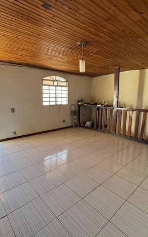 Casa à venda com 283m², 6 quartos e 2 vagas Casa à venda com 283m², 6 quartos e 2 vagasSala Anexo 3
