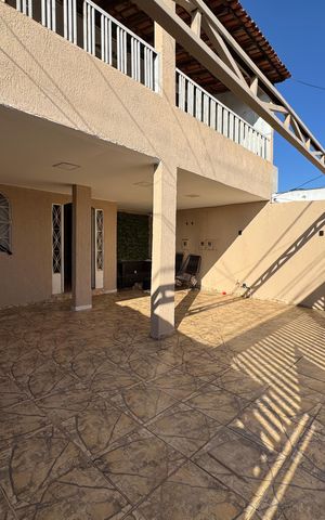 Casa à venda com 283m², 6 quartos e 2 vagas Casa à venda com 283m², 6 quartos e 2 vagasQuintal