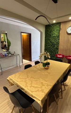 Casa à venda com 283m², 6 quartos e 2 vagas Casa à venda com 283m², 6 quartos e 2 vagasSala de Jantar Anexo 1