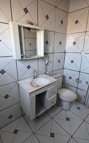 Casa à venda com 283m², 6 quartos e 2 vagas Casa à venda com 283m², 6 quartos e 2 vagasBanheiro da Suíte Anexo 3