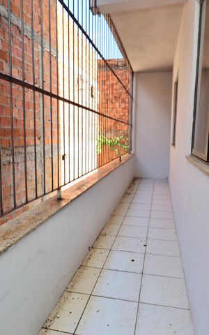 Apartamento para alugar com 80m², 2 quartos e 2 vagas Apartamento para alugar com 80m², 2 quartos e 2 vagasVaranda