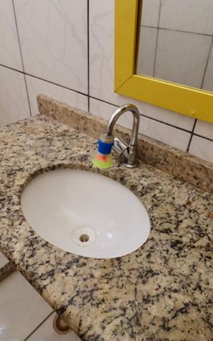Apartamento para alugar com 80m², 2 quartos e 2 vagas Apartamento para alugar com 80m², 2 quartos e 2 vagasBanheiro
