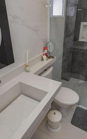 Casa à venda com 170m², 3 quartos e 2 vagas Casa à venda com 170m², 3 quartos e 2 vagasBanheiro