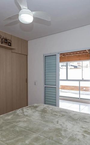 Casa à venda com 170m², 3 quartos e 2 vagas Casa à venda com 170m², 3 quartos e 2 vagasQuarto