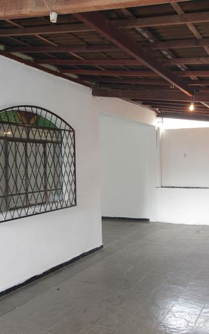 Casa para alugar com 90m², 2 quartos e 2 vagasGaragem
