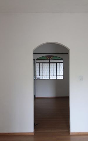 Casa para alugar com 90m², 2 quartos e 2 vagasCopa