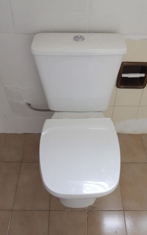 Casa para alugar com 90m², 2 quartos e 2 vagasBanheiro Social