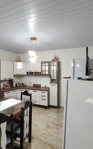Casa à venda com 155m², 5 quartos e 2 vagas