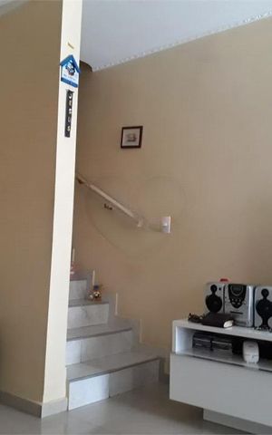 Casa de condomínio à venda com 120m², 2 quartos e 1 vaga