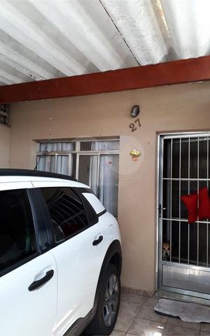 Casa de condomínio à venda com 120m², 2 quartos e 1 vaga