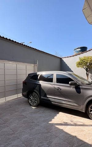 Casa à venda com 225m², 3 quartos e 5 vagas Casa à venda com 225m², 3 quartos e 5 vagasGaragem
