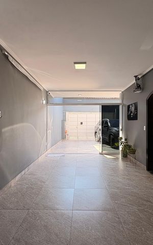 Casa à venda com 225m², 3 quartos e 5 vagas Casa à venda com 225m², 3 quartos e 5 vagasHall de entrada