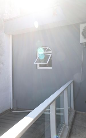 Casa à venda com 225m², 3 quartos e 5 vagas Casa à venda com 225m², 3 quartos e 5 vagasSacada suite 3