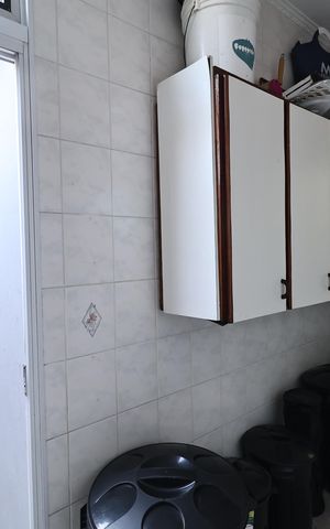 Casa à venda com 225m², 3 quartos e 5 vagas Casa à venda com 225m², 3 quartos e 5 vagasLavanderia