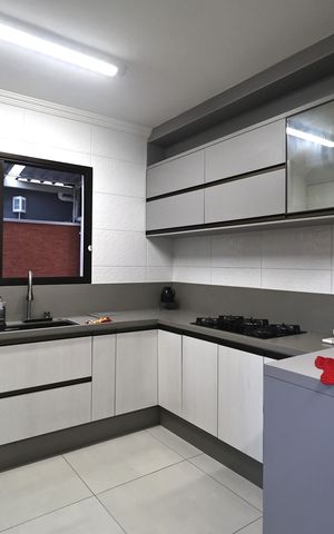 Casa à venda com 225m², 3 quartos e 5 vagas Casa à venda com 225m², 3 quartos e 5 vagasCozinha
