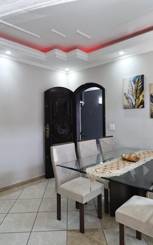 Casa à venda com 225m², 3 quartos e 5 vagas Casa à venda com 225m², 3 quartos e 5 vagasSala