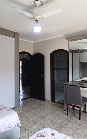 Casa à venda com 225m², 3 quartos e 5 vagas Casa à venda com 225m², 3 quartos e 5 vagasSuite 1