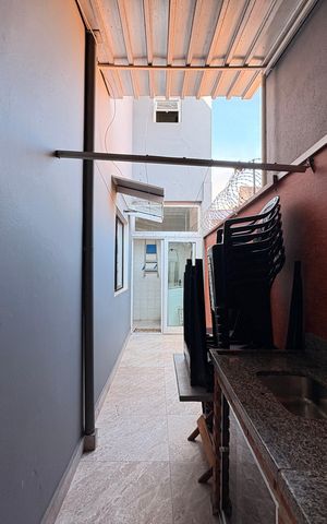 Casa à venda com 225m², 3 quartos e 5 vagas Casa à venda com 225m², 3 quartos e 5 vagasQuintal
