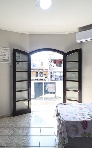 Casa à venda com 225m², 3 quartos e 5 vagas Casa à venda com 225m², 3 quartos e 5 vagasSuite 1