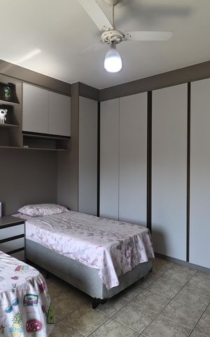Casa à venda com 225m², 3 quartos e 5 vagas Casa à venda com 225m², 3 quartos e 5 vagasSuite 1