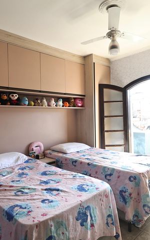 Casa à venda com 225m², 3 quartos e 5 vagas Casa à venda com 225m², 3 quartos e 5 vagasSuite 2