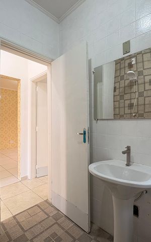 Casa para alugar com 85m², 2 quartos e 1 vaga Casa para alugar com 85m², 2 quartos e 1 vagaBanheiro