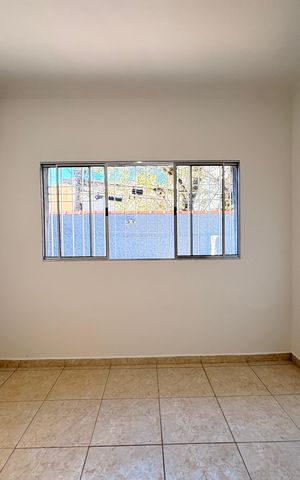 Casa para alugar com 85m², 2 quartos e 1 vaga Casa para alugar com 85m², 2 quartos e 1 vagaSala