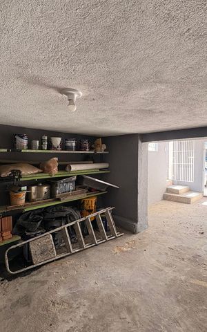 Casa para alugar com 85m², 2 quartos e 1 vaga Casa para alugar com 85m², 2 quartos e 1 vagaDepósito