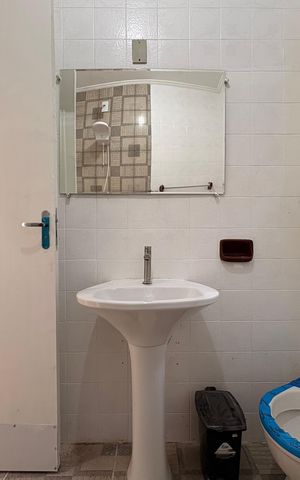 Casa para alugar com 85m², 2 quartos e 1 vaga Casa para alugar com 85m², 2 quartos e 1 vagaBanheiro
