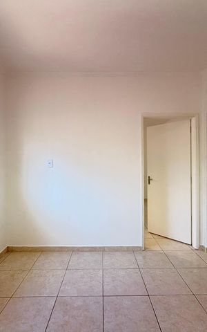 Casa para alugar com 85m², 2 quartos e 1 vaga Casa para alugar com 85m², 2 quartos e 1 vagaSala