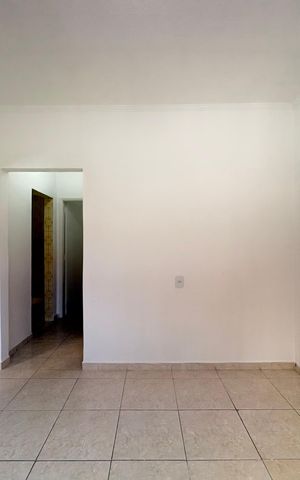 Casa para alugar com 85m², 2 quartos e 1 vaga Casa para alugar com 85m², 2 quartos e 1 vagaSala