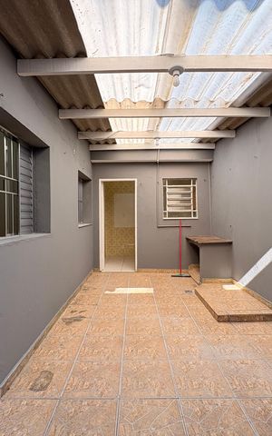 Casa para alugar com 85m², 2 quartos e 1 vaga Casa para alugar com 85m², 2 quartos e 1 vagaQuintal