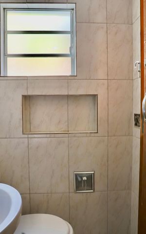 Casa para alugar com 72m², 1 quarto e sem vaga Casa para alugar com 72m², 1 quarto e sem vagaBanheiro do Quarto 1