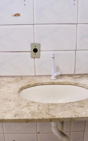 Casa para alugar com 72m², 1 quarto e sem vaga Casa para alugar com 72m², 1 quarto e sem vagaBanheiro