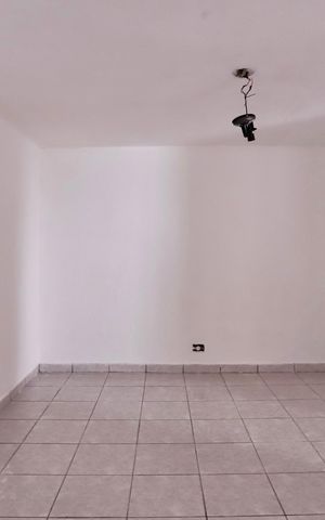 Casa para alugar com 72m², 1 quarto e sem vaga Casa para alugar com 72m², 1 quarto e sem vagaSala