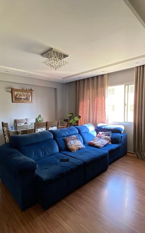 Apartamento à venda com 82m², 3 quartos e 1 vaga Apartamento à venda com 82m², 3 quartos e 1 vagaSala