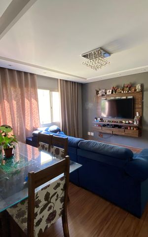 Apartamento à venda com 82m², 3 quartos e 1 vaga Apartamento à venda com 82m², 3 quartos e 1 vagaSala