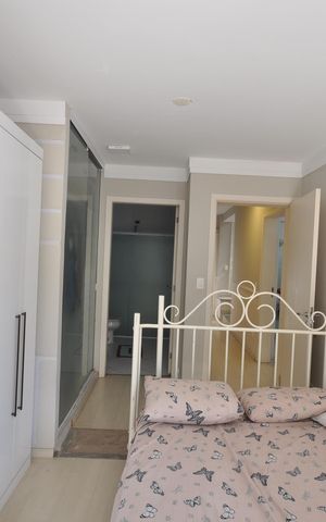 Casa à venda com 590m², 4 quartos e 3 vagasSuíte 4