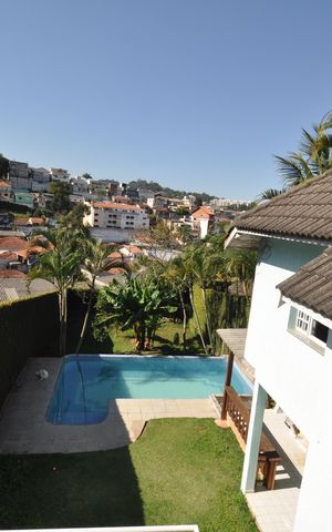 Casa à venda com 590m², 4 quartos e 3 vagasVista da Suíte 3