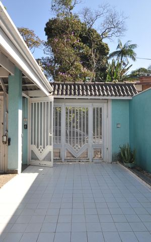 Casa à venda com 590m², 4 quartos e 3 vagasGaragem