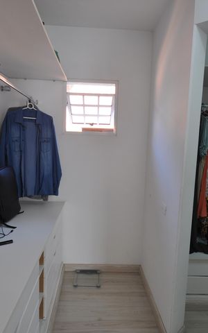 Casa à venda com 590m², 4 quartos e 3 vagasCloset da Suíte Master