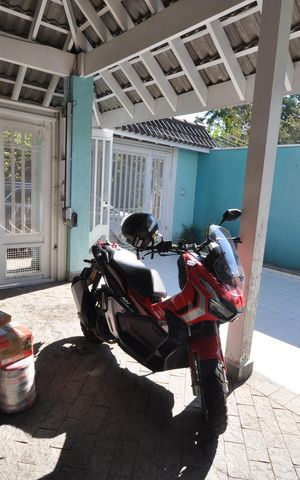 Casa à venda com 590m², 4 quartos e 3 vagasGaragem