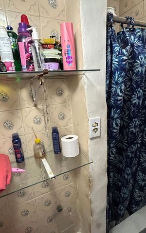 Casa à venda com 90m², 2 quartos e sem vagaBanheiro Social