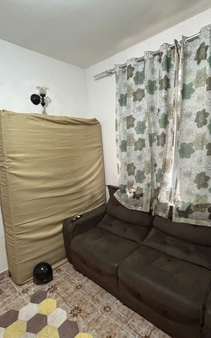 Casa à venda com 90m², 2 quartos e sem vagaSala